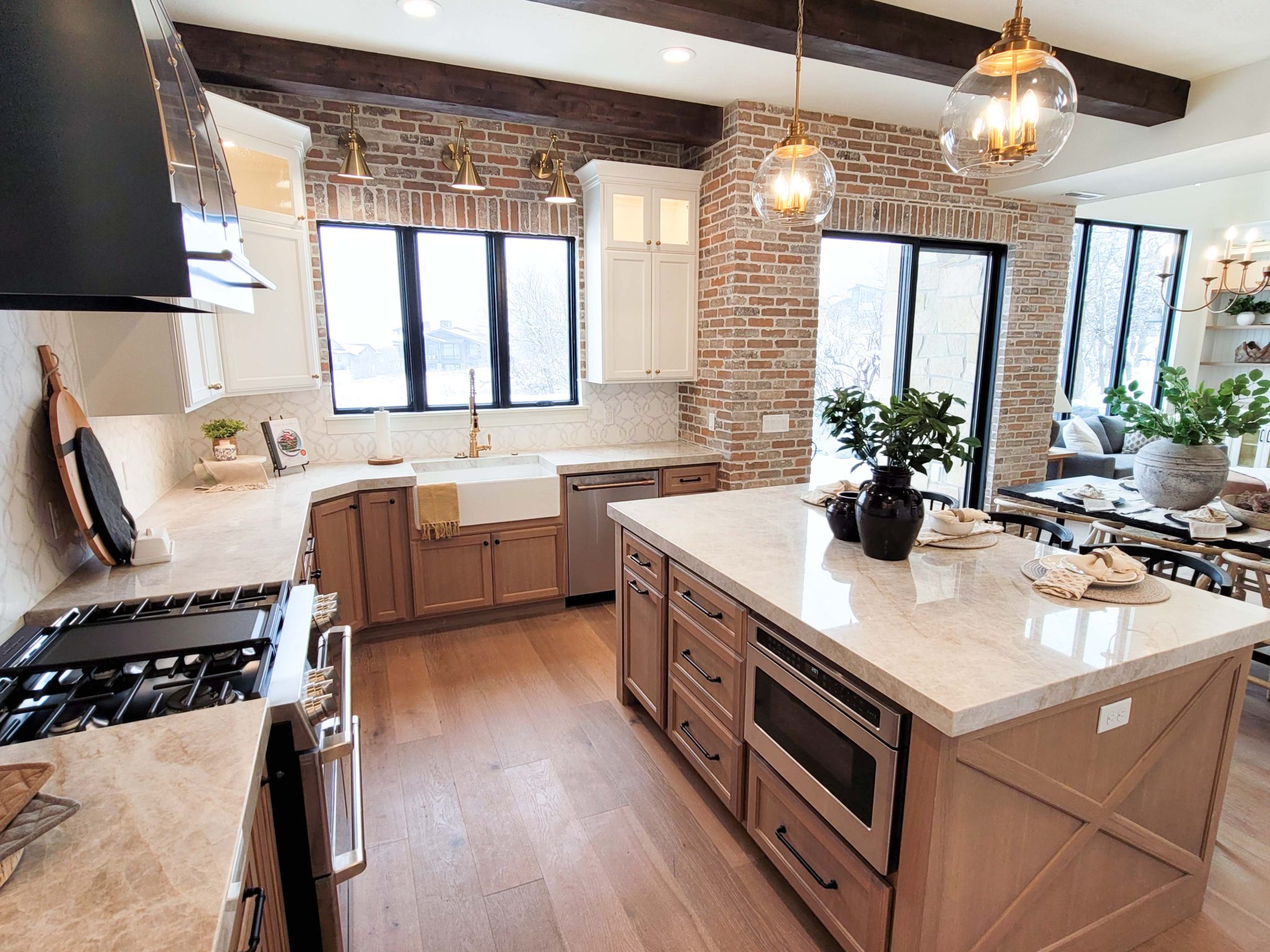 European Restraint With Modern Luxury Kitchen Remodel by Cutting Edge Stone and Granite LLC project photo 2